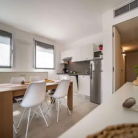Modern Flat With Terrace In Lignano 3* لينانو سابيادورو