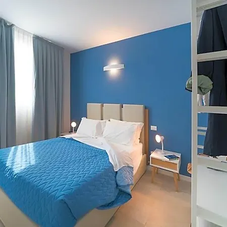 Modern Flat With Terrace In Lignano 호텔